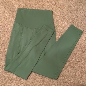 Aerie Offline Green High-Rise Leggings